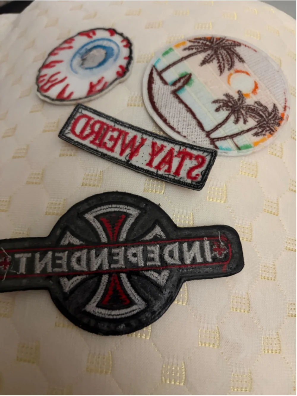 Unisex Independent Embroidered Patch Set One Size Black Red